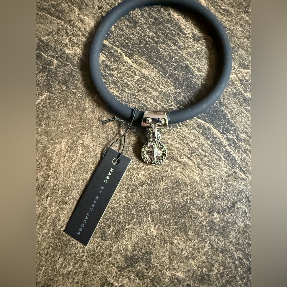 Marc Jacobs Black Bracelet with Silver Pendant